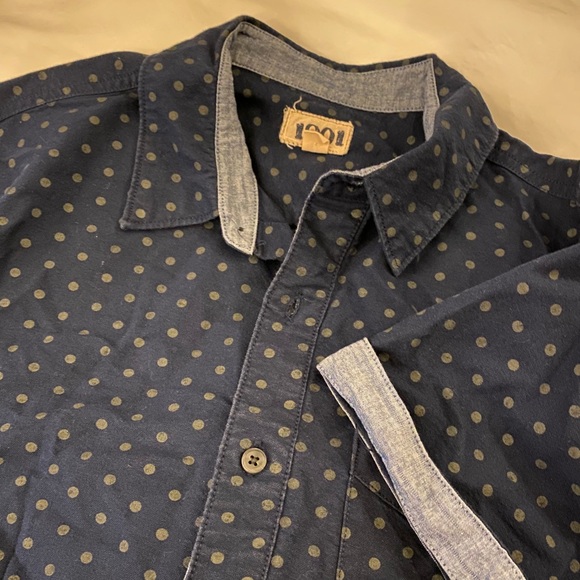 1901 Short-Sleeve Button-Down Shirt - Picture 6 of 7